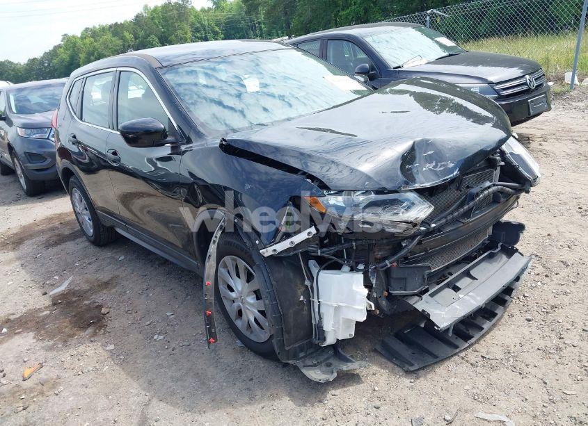 2017 Nissan Rogue S (VIN 5N1AT2MT9HC780811) main photo