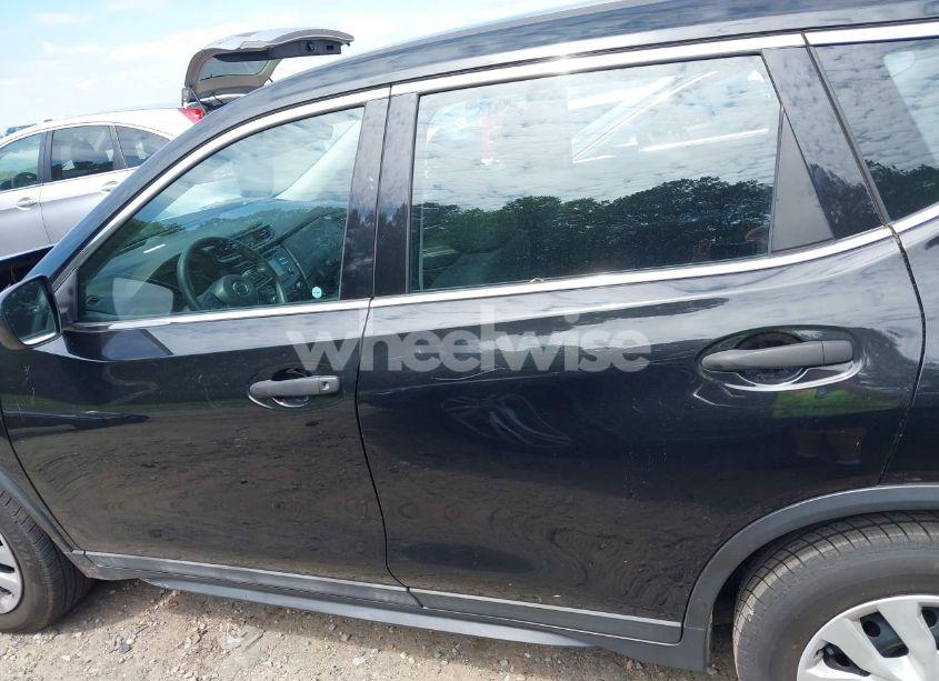 Photo 15 of 2017 Nissan Rogue S (VIN 5N1AT2MT9HC780811)