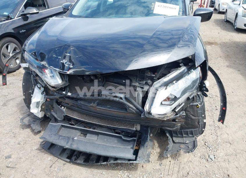 Photo 6 of 2017 Nissan Rogue S (VIN 5N1AT2MT9HC780811)