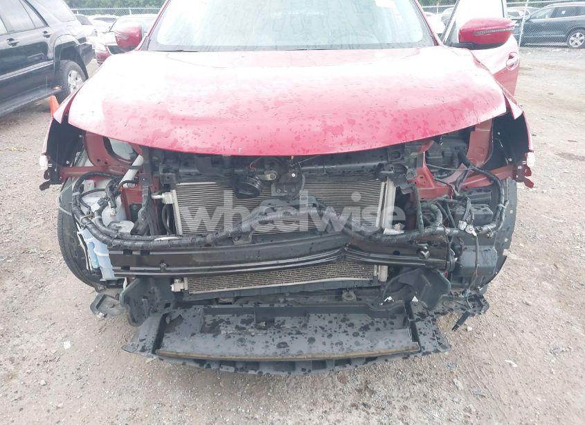 Photo 6 of 2017 Nissan Rogue SV (VIN 5N1AT2MT9HC800491)