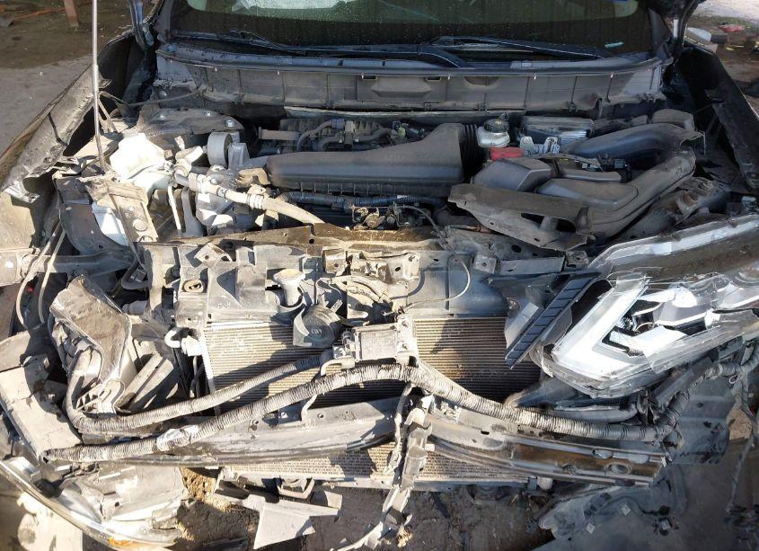 Photo 10 of 2017 Nissan Rogue SL (VIN 5N1AT2MT9HC819395)