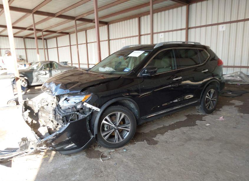 Photo 2 of 2017 Nissan Rogue SL (VIN 5N1AT2MT9HC819395)