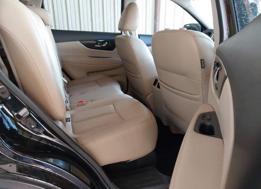 Photo 8 of 2017 Nissan Rogue SL (VIN 5N1AT2MT9HC819395)