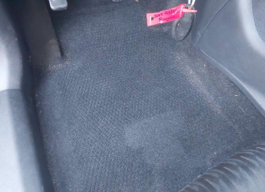 Photo 17 of 2017 Nissan Rogue SV (VIN 5N1AT2MT9HC823205)