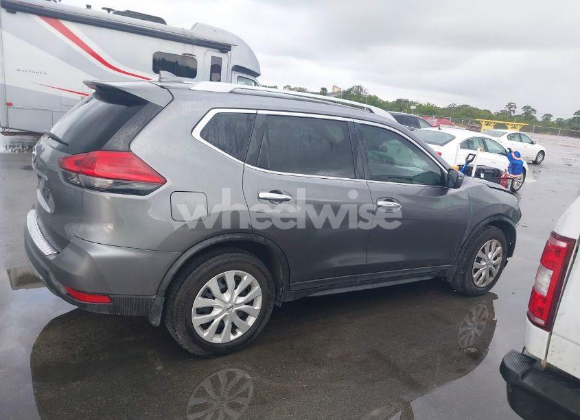 Photo 13 of 2017 Nissan Rogue S (VIN 5N1AT2MT9HC841669)