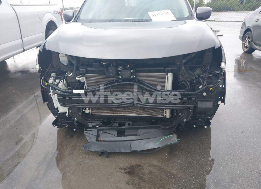 Photo 6 of 2017 Nissan Rogue S (VIN 5N1AT2MT9HC841669)