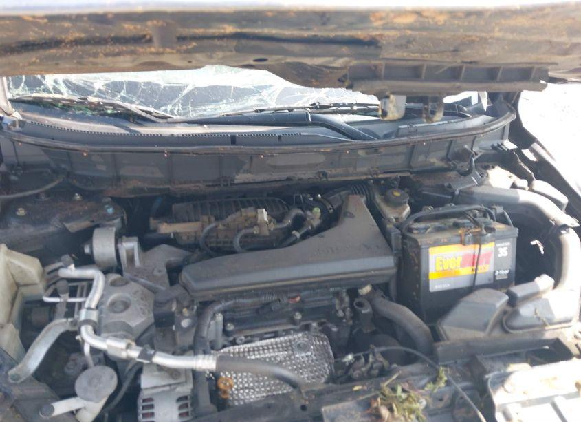 Photo 10 of 2017 Nissan Rogue SV (VIN 5N1AT2MT9HC872954)