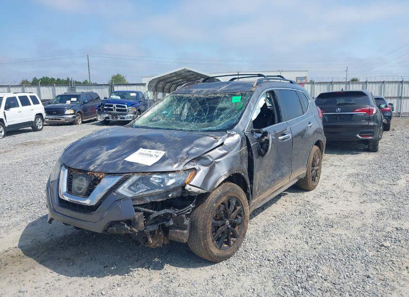 Photo 6 of 2017 Nissan Rogue SV (VIN 5N1AT2MT9HC872954)