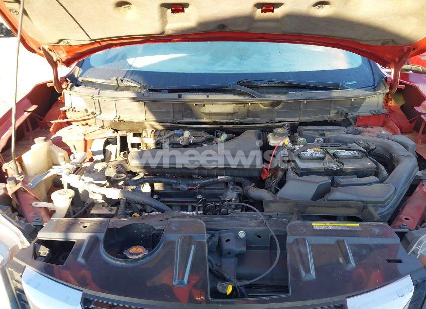 Photo 10 of 2018 Nissan Rogue SV (VIN 5N1AT2MT9JC704687)