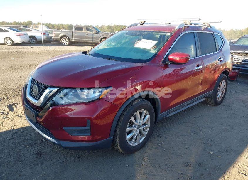 Photo 2 of 2018 Nissan Rogue SV (VIN 5N1AT2MT9JC704687)