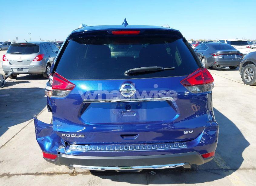 Photo 16 of 2018 Nissan Rogue SV (VIN 5N1AT2MT9JC720890)