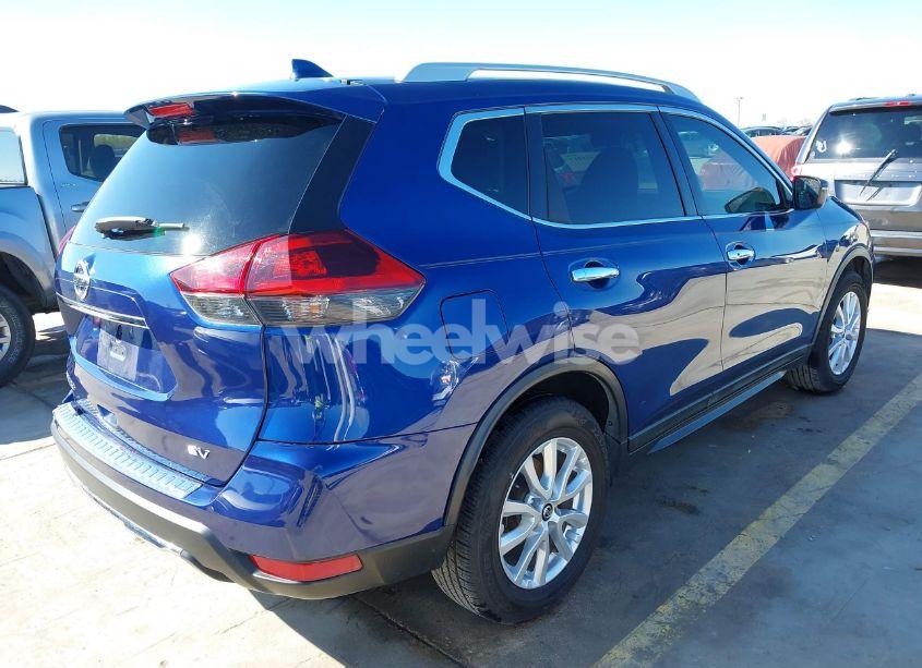 Photo 4 of 2018 Nissan Rogue SV (VIN 5N1AT2MT9JC720890)