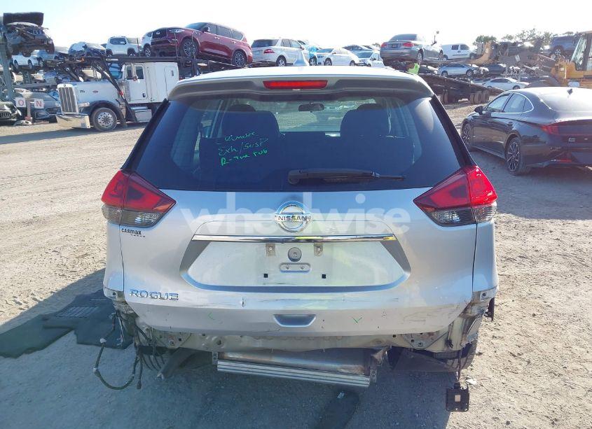 Photo 17 of 2018 Nissan Rogue S (VIN 5N1AT2MT9JC732781)