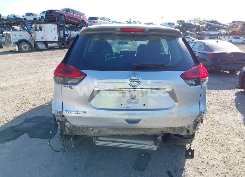 Photo 6 of 2018 Nissan Rogue S (VIN 5N1AT2MT9JC732781)
