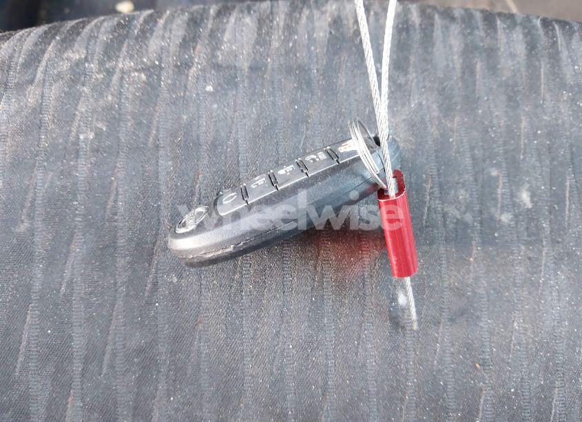 Photo 11 of 2018 Nissan Rogue SV (VIN 5N1AT2MT9JC733879)