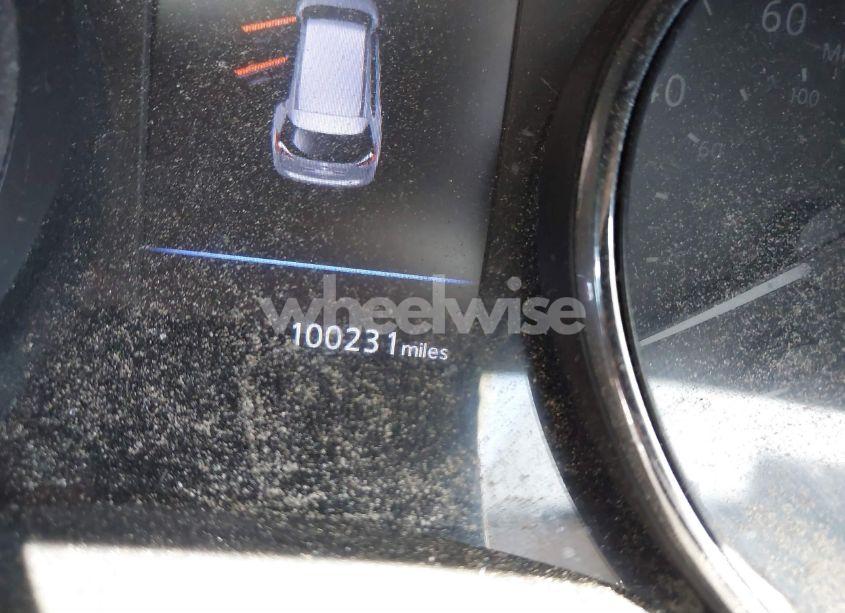 Photo 16 of 2018 Nissan Rogue SV (VIN 5N1AT2MT9JC733879)