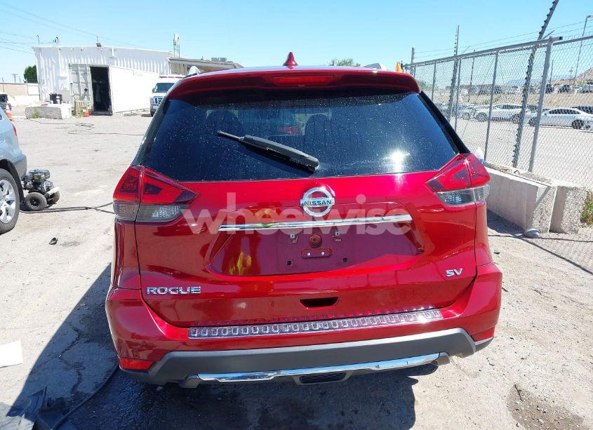 Photo 17 of 2018 Nissan Rogue SV (VIN 5N1AT2MT9JC733879)