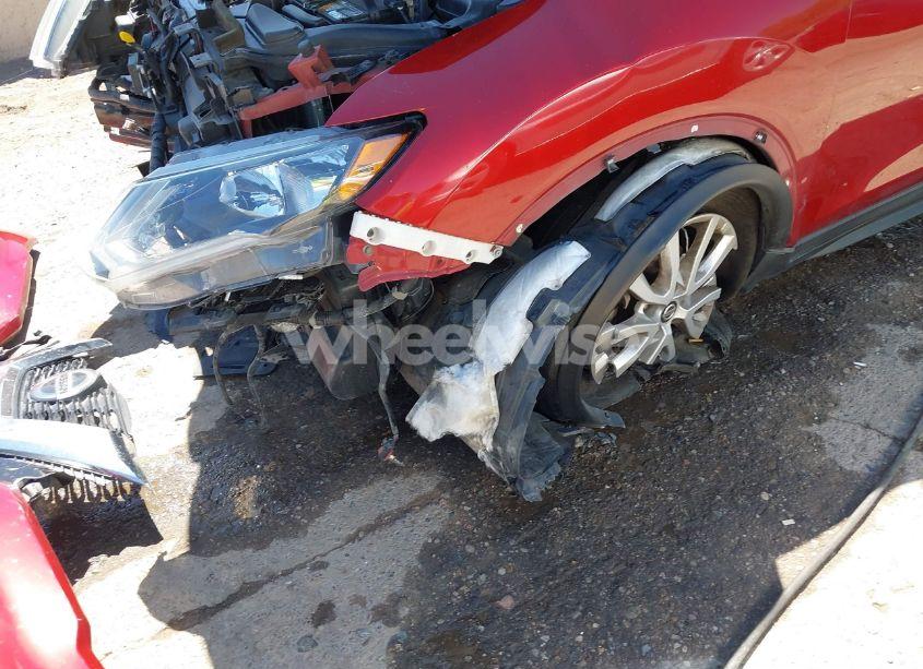 Photo 18 of 2018 Nissan Rogue SV (VIN 5N1AT2MT9JC733879)