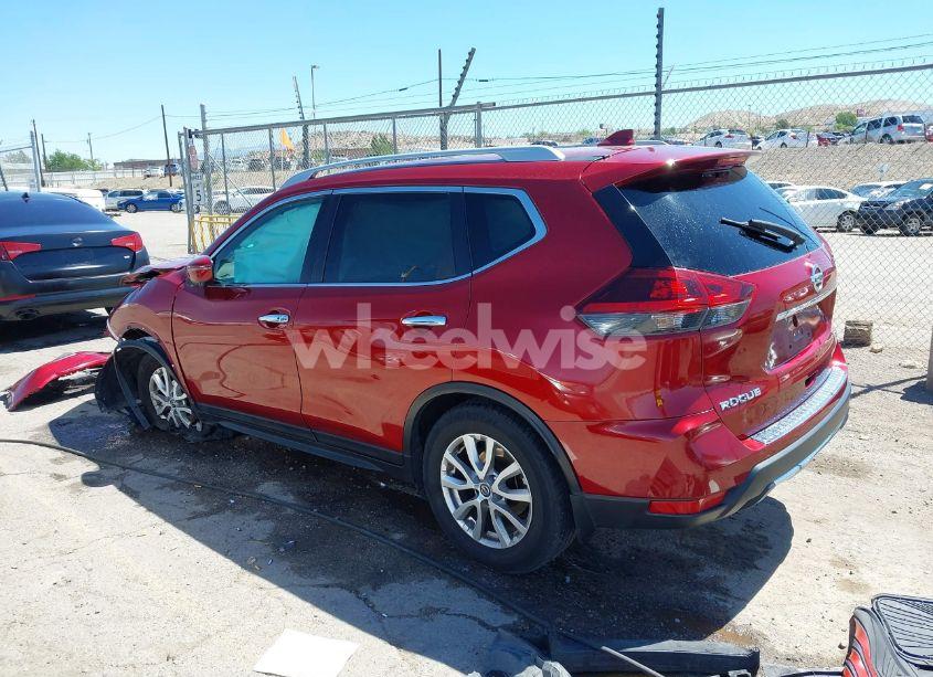 Photo 3 of 2018 Nissan Rogue SV (VIN 5N1AT2MT9JC733879)