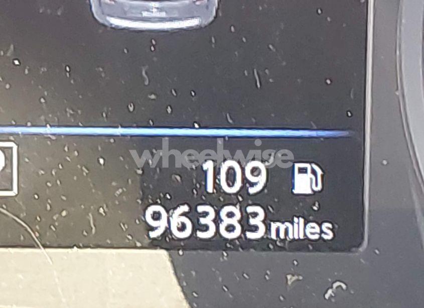 Photo 15 of 2018 Nissan Rogue SL (VIN 5N1AT2MT9JC734272)