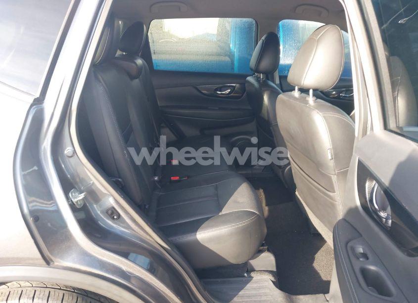 Photo 8 of 2018 Nissan Rogue SL (VIN 5N1AT2MT9JC734272)