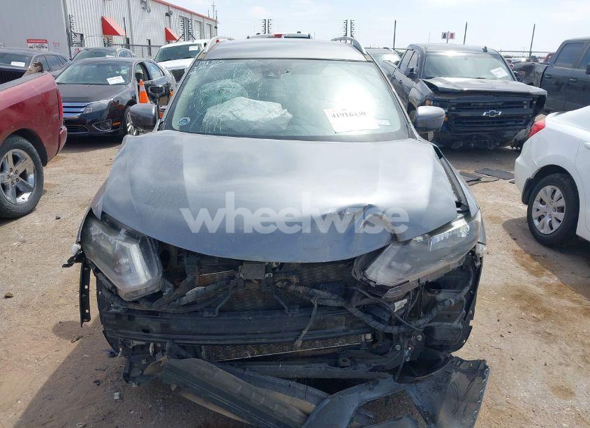 Photo 13 of 2018 Nissan Rogue SL (VIN 5N1AT2MT9JC735261)