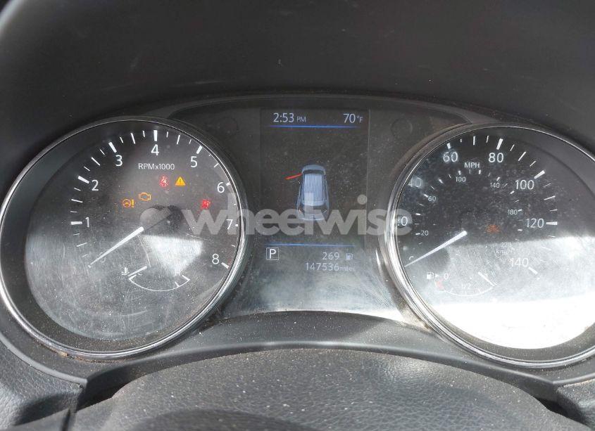 Photo 7 of 2018 Nissan Rogue SL (VIN 5N1AT2MT9JC735261)