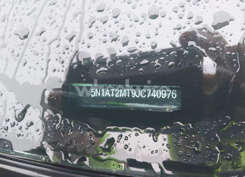 Photo 9 of 2018 Nissan Rogue SV (VIN 5N1AT2MT9JC740976)