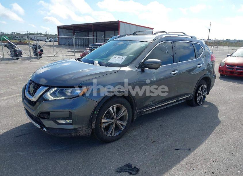 Photo 2 of 2018 Nissan Rogue SL (VIN 5N1AT2MT9JC834646)