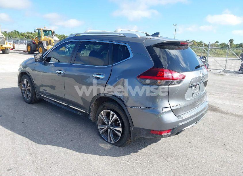 Photo 3 of 2018 Nissan Rogue SL (VIN 5N1AT2MT9JC834646)