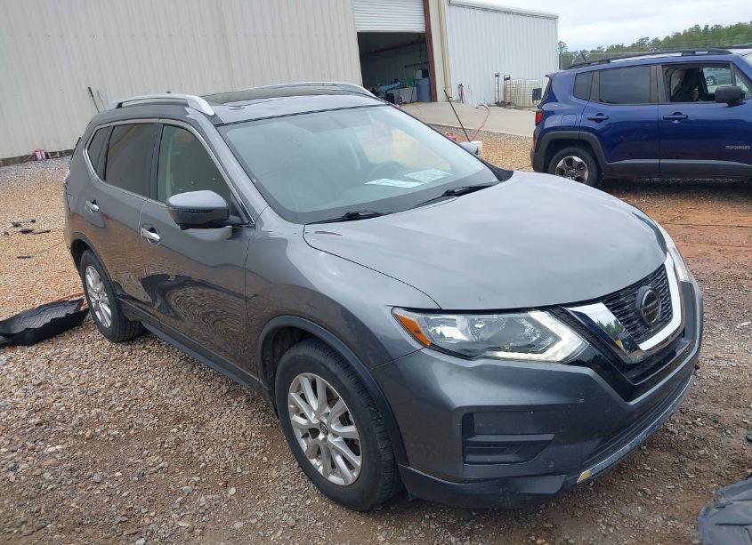 2018 Nissan Rogue SV (VIN 5N1AT2MT9JC849065) main photo