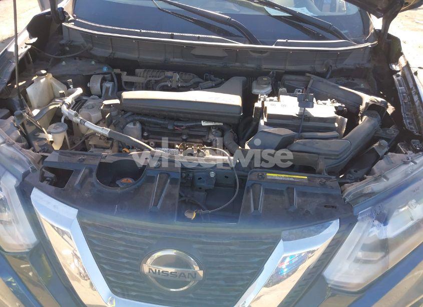 Photo 10 of 2019 Nissan Rogue SL (VIN 5N1AT2MT9KC743362)