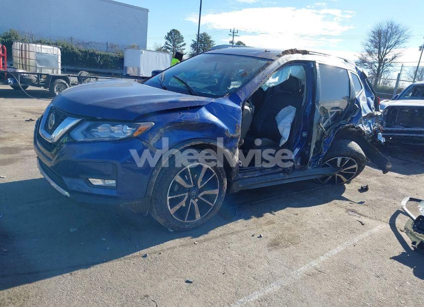 Photo 2 of 2019 Nissan Rogue SL (VIN 5N1AT2MT9KC743362)