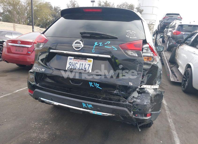 Photo 16 of 2019 Nissan Rogue SL (VIN 5N1AT2MT9KC749923)