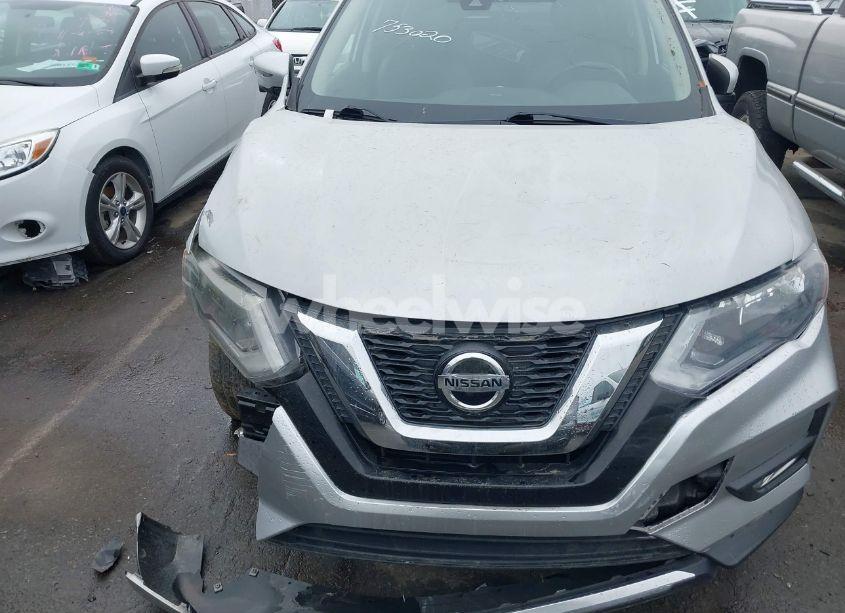 Photo 12 of 2019 Nissan Rogue SL (VIN 5N1AT2MT9KC753020)