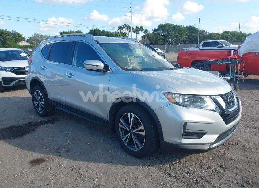2019 Nissan Rogue SV (VIN 5N1AT2MT9KC789466) main photo