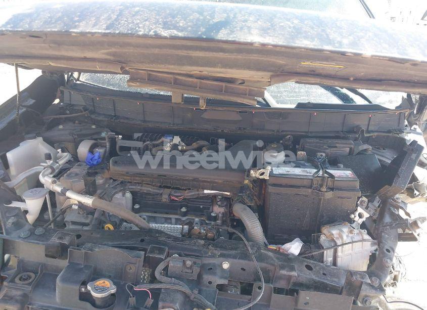 Photo 10 of 2019 Nissan Rogue SL (VIN 5N1AT2MT9KC791900)