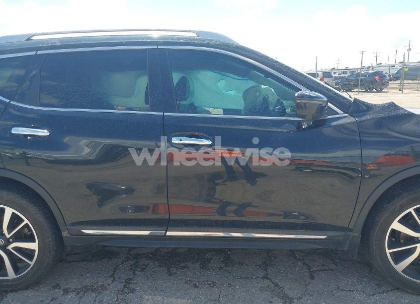 Photo 14 of 2019 Nissan Rogue SL (VIN 5N1AT2MT9KC791900)