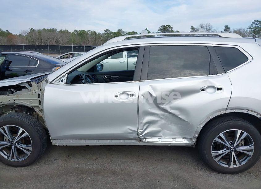 Photo 18 of 2019 Nissan Rogue SV (VIN 5N1AT2MT9KC792304)