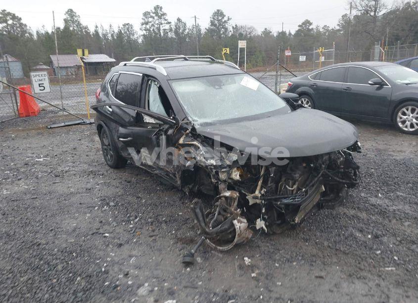 2019 Nissan Rogue S (VIN 5N1AT2MT9KC797311) main photo