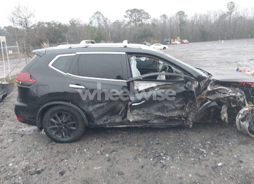 Photo 13 of 2019 Nissan Rogue S (VIN 5N1AT2MT9KC797311)