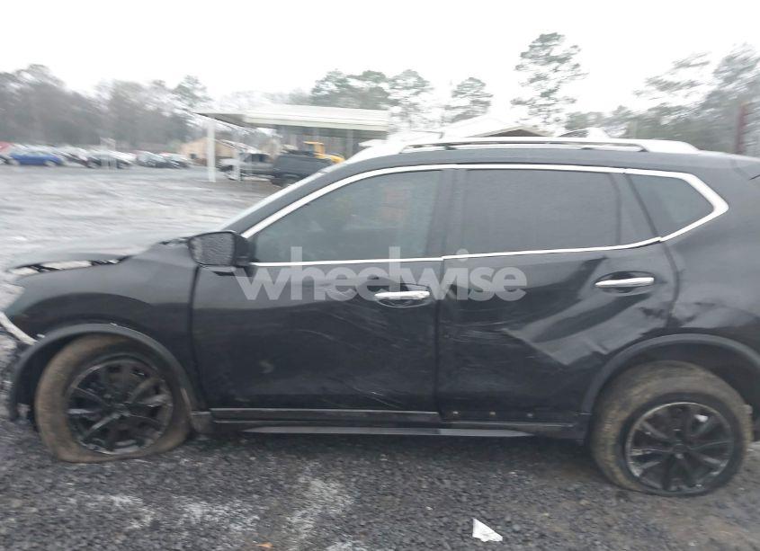 Photo 14 of 2019 Nissan Rogue S (VIN 5N1AT2MT9KC797311)