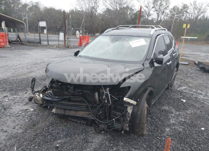 Photo 2 of 2019 Nissan Rogue S (VIN 5N1AT2MT9KC797311)