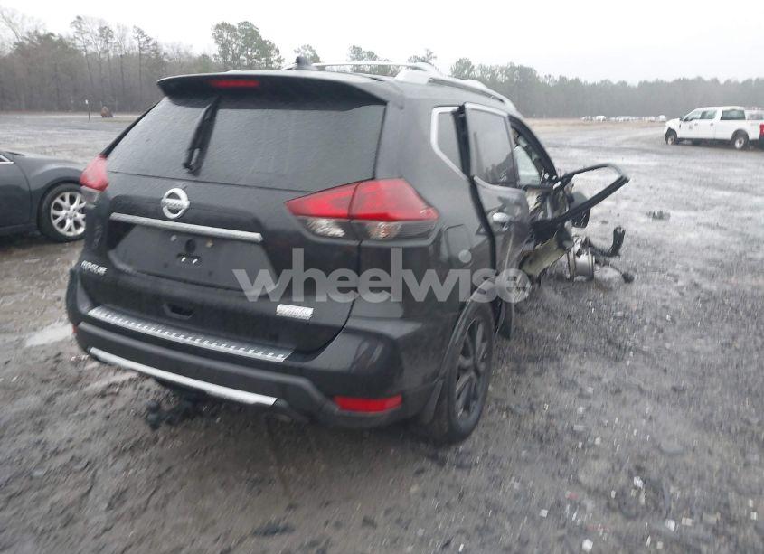 Photo 4 of 2019 Nissan Rogue S (VIN 5N1AT2MT9KC797311)