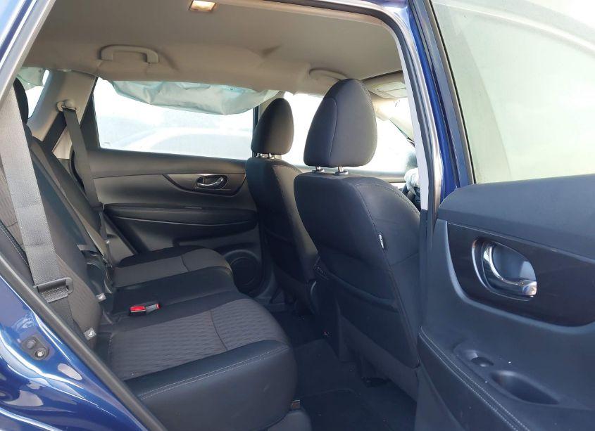 Photo 8 of 2019 Nissan Rogue S (VIN 5N1AT2MT9KC802281)