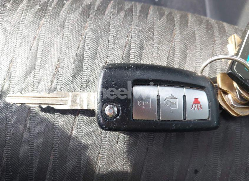 Photo 11 of 2019 Nissan Rogue S (VIN 5N1AT2MT9KC845180)