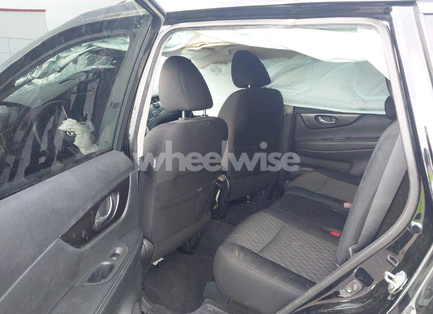 Photo 8 of 2019 Nissan Rogue S (VIN 5N1AT2MT9KC845180)