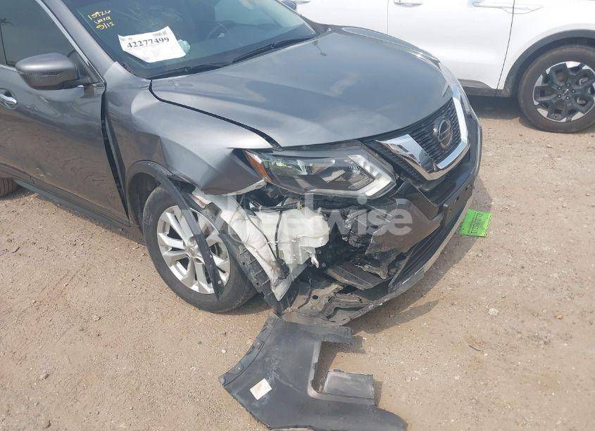 Photo 17 of 2020 Nissan Rogue S FWD (VIN 5N1AT2MT9LC714896)