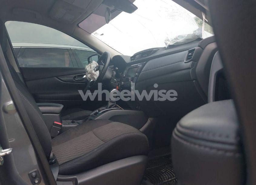 Photo 5 of 2020 Nissan Rogue S FWD (VIN 5N1AT2MT9LC714896)