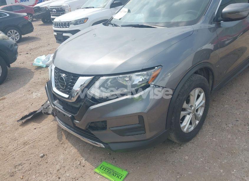 Photo 6 of 2020 Nissan Rogue S FWD (VIN 5N1AT2MT9LC714896)